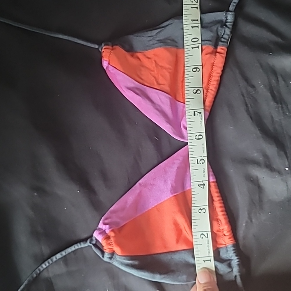 VS Colorblock Bikini - Picture 6 of 9